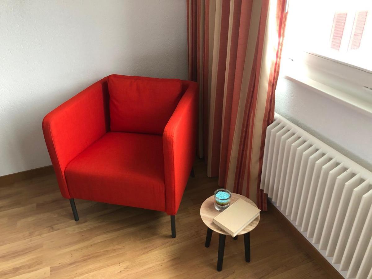 Hotel Les Rives Du Doubs Les Brenets Esterno foto
